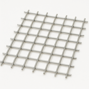 Нержавеющая сварная сетка 20х20х3 мм 12X18H9 в наличии в Казани